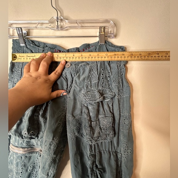 Johnny Was Eyelet Patterned Embroidered Cupra Cargo Pants in Blue Heather Belted - Picture 7 of 12